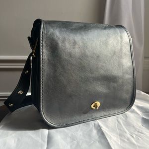 Vintage Coach Stewardess Bag | Black leather, brass turnlock + original dust bag